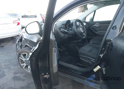 2016 Fiat 500X Easy z USA, uszkodzony, nr VIN ZFBCFXBT9GP375918